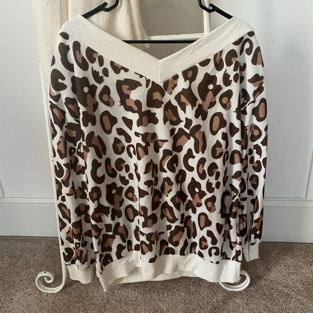 Cheetah waffle top